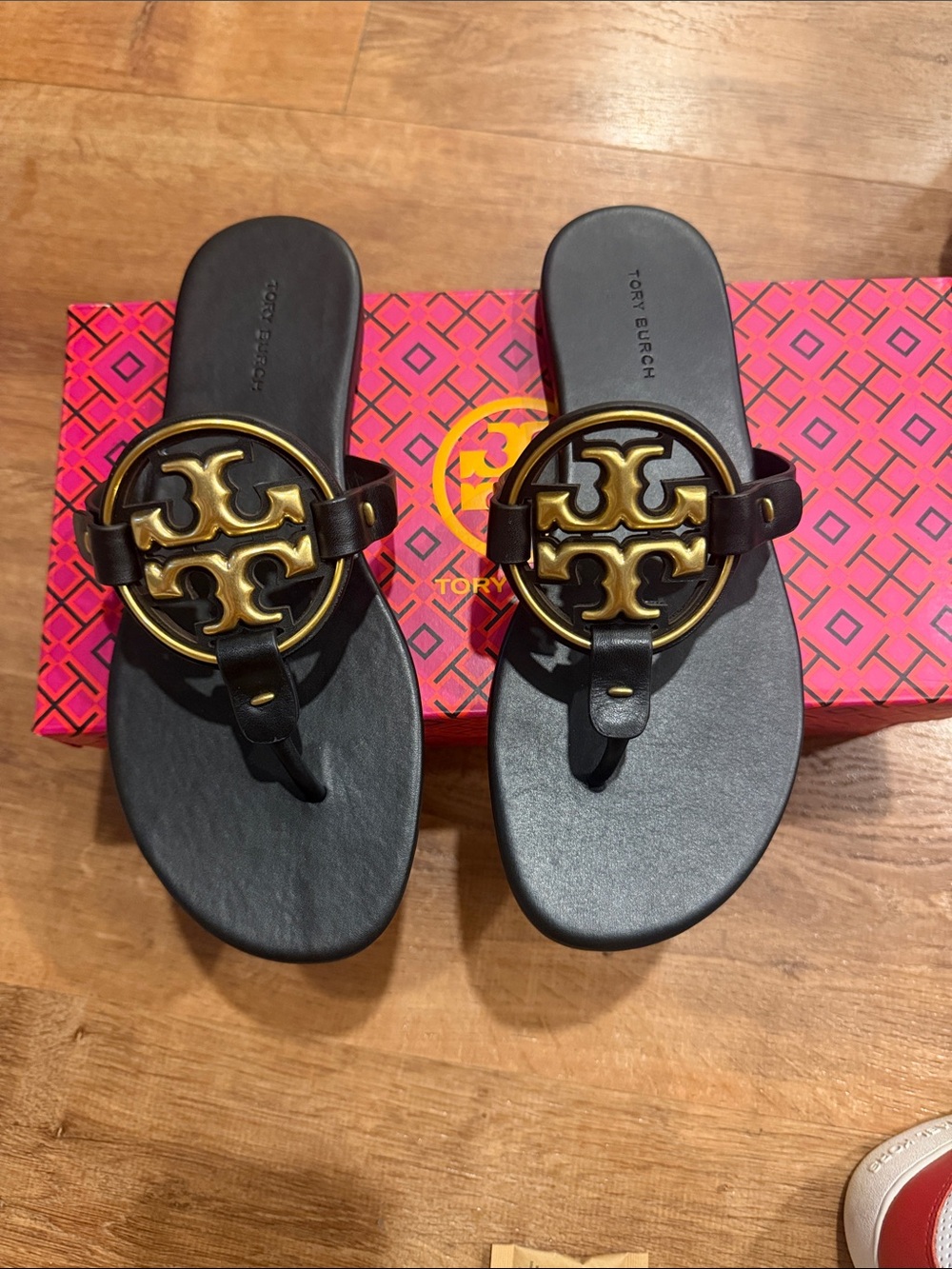size 7 Tory brush sandals leather new with tag